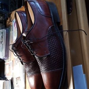 Mens dress shoes